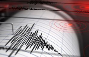 две силни земетресения стреснаха измир