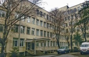 първото заболеваемост covid страната държи