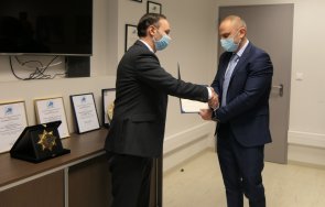 представители сикрет сървис наградиха служители гдбоп