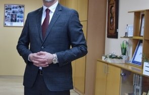 кмет град северна македония отсече нямам нищо против българският език изучава факултативно