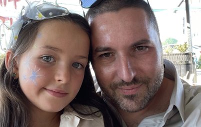 бащата сияна създава фондация спасява деца