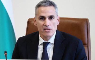 последните минути гюров пак избяга изслушване парламента