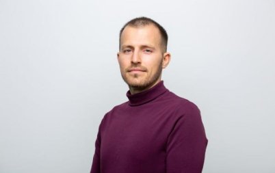 искрен митев депутатската банка ппдб право касовото апаратче дарик