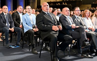 извънредно пик герб освободи делян добрев изпълнителната комисия хвърли бомба имена президент снимки