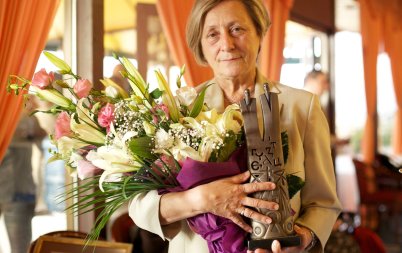 разби слуха нешка робева сложих сливите фурната прочетох съм кандидат вице