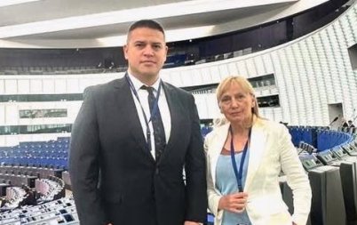 пик елена йончева танер кабилов извънреден брифинг европарламента заради акциите радев кметове дпс живо