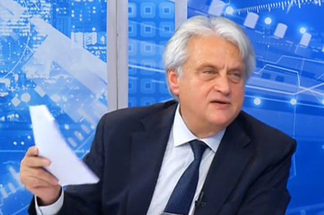 Бойко Рашков призна: Резиденцията с басейн е моя, имаме имоти, защото ...