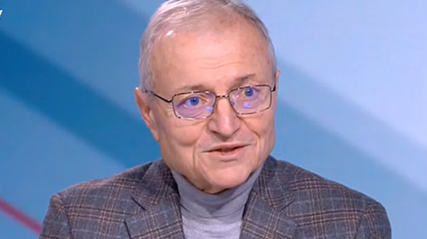 Валери Найденов: Изповедта на Вежди е най-поучителното четиво ...