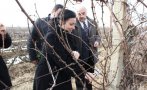 Десислава Танева ще зареже лозите в Огняново