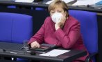Меркел съгласна с ЕК да не се изнасят ваксини за Великобритания
