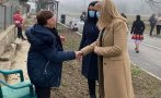 Петя Аврамова в Мизия: Предстои ремонт на 100 км републикански пътища в област Враца (СНИМКИ)