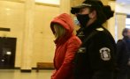 ПЪРВО В ПИК TV! Ето я жената на резидента в съда - магистратите оставиха трима от руските шпиони в ареста (ОБНОВЕНАВИДЕО)