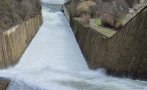 ревизоро инспектира язовирите заради дъжда снимки