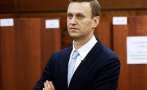 Навални прекратява гладната си стачка
