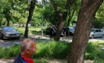 ЕКШЪН В ПЛОВДИВ: Полиция заварди строеж от гнева на граждани