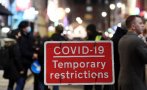 Случаите на COVID-19 във Великобритания се увеличават стремглаво