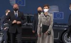 ГАФ НА РАДЕВ В БРЮКСЕЛ: Президентът не познава протокола, стъписа се пред медиите