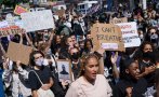 Митинг в Минеаполис за една година от смъртта на Джордж Флойд