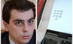 Служебният финансов министър се оправдава за гафа с правото на глас на българите в чужбина