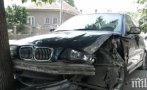 Пиян тийнейджар с БМВ се разби в стена