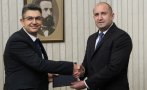 Кандидатът за премиер на Слави се шегувал с коронавируса (СНИМКИ) Кандидатът за премиер на Слави се шегувал с коронавируса (СНИМКИ)