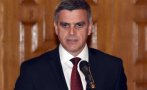 Премиерът на Радев би отбой - Янев вече не иска нов кабинет от депутатите, но натиска за скандалния бюджет на шефа си