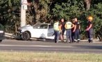 ОТ ПОСЛЕДНИТЕ МИНУТИ: БМВ е в канавката край Бургас, две момичета лежат на пътното платно 