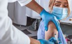 Франция започна ваксинация срещу грип успоредно с тази за COVID-19