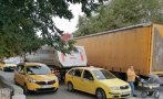 КОШМАРНА СИТУАЦИЯ: Тотален хаос в Айтос, забраната на АПИ за камионите блокира доставките за града