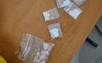 Задържаха пласьор на наркотици в София (СНИМКИ)