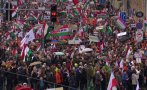 Милиони унгарци излязоха на шествие в подкрепа на лидера си Орбан срещу джендърите и неолиберализма на ЕС (НА ЖИВО)