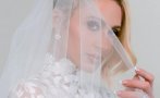 Парис Хилтън празнува брака си с меден месец на Бора Бора