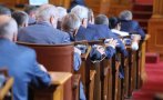 ГОЛЯМОТО ЛАПАНЕ: НСИ пресметна каква ще е заплатата на депутатите в новия парламент