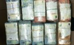 Задържаха турчин с недекларирана валута за над 800 000 лева на 