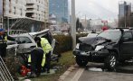 ИЗВЪНРЕДНО! Тежка катастрофа в центъра на София, пострадало е малко дете