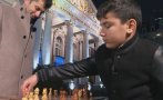 Кирил Петков честити новата година на партия шах (ВИДЕО)