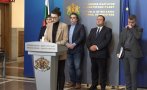 ИЗВЪНРЕДНО В ПИК TV! МС: Цената на олиото от 5 лв. е спекула - държавата подхваща всички търговци. Токът няма да скача след падане на мораториума (ВИДЕО/ОБНОВЕНА)