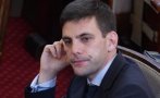 Парламентарният шеф Никола Минчев призна за решетките в НС: Надявам се това да остане лош спомен, всичко е моя отговорност