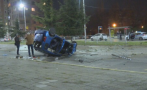 Кола се разби до автобусна спирка в Пловдив, по чудо няма жертви