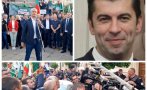 ПИК TV: Костадин Костадинов: Този път няма да има подмяна, ще има революция и тя вече започна! Протестиращите крещят под прозорците на Киро: Оставка!