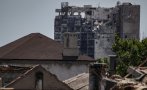 Русия взриви мост и откъсна Северодонецк, боевете в града са за всеки метър