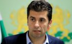 Кирил Петков отлага важното за държавата посещение в Азербайджан заради исканата оставка на шефа на НС