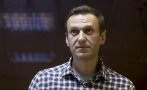 Лекарите са се борили за живота на Навални повече от половин час