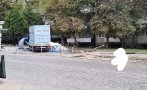 ИЗВЪНРЕДНО И ПЪРВО В ПИК: Камион помете автобусна спирка в София, има загинал
