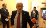 Мрежата се смее на Атанас Атанасов за тази СНИМКА от протеста
