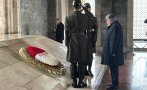 ПЪРВО В ПИК: Депутатите от делегацията ни в Турция положиха венци в мавзолея на Ататюрк - ето какво послание написа Вежди Рашидов (СНИМКИ)