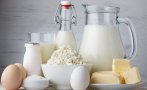 В знак на протест фермери от Пловдивско подаряват млякото си