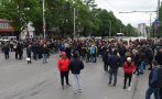В памет на Явор и Ани: Трети ден граждани блокираха движението по бул. „Сливница“