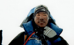Непалски алпинист изкачи Еверест за рекорден 28-ми път