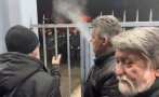 ГОРЧИВИ ДУМИ: Вежди по мокасини в онзи мартенски студ беше пръв пред полицията, когато арестуваха Борисов! Днес лидерът на ГЕРБ го предаде, без да му мигне окото (ВИДЕО)